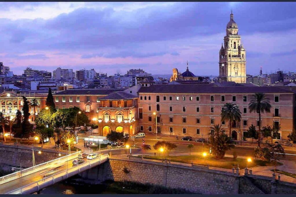 Apartamento Centrico Con Plaza De Garaje Y Piscina Lägenhet Murcia Exteriör bild