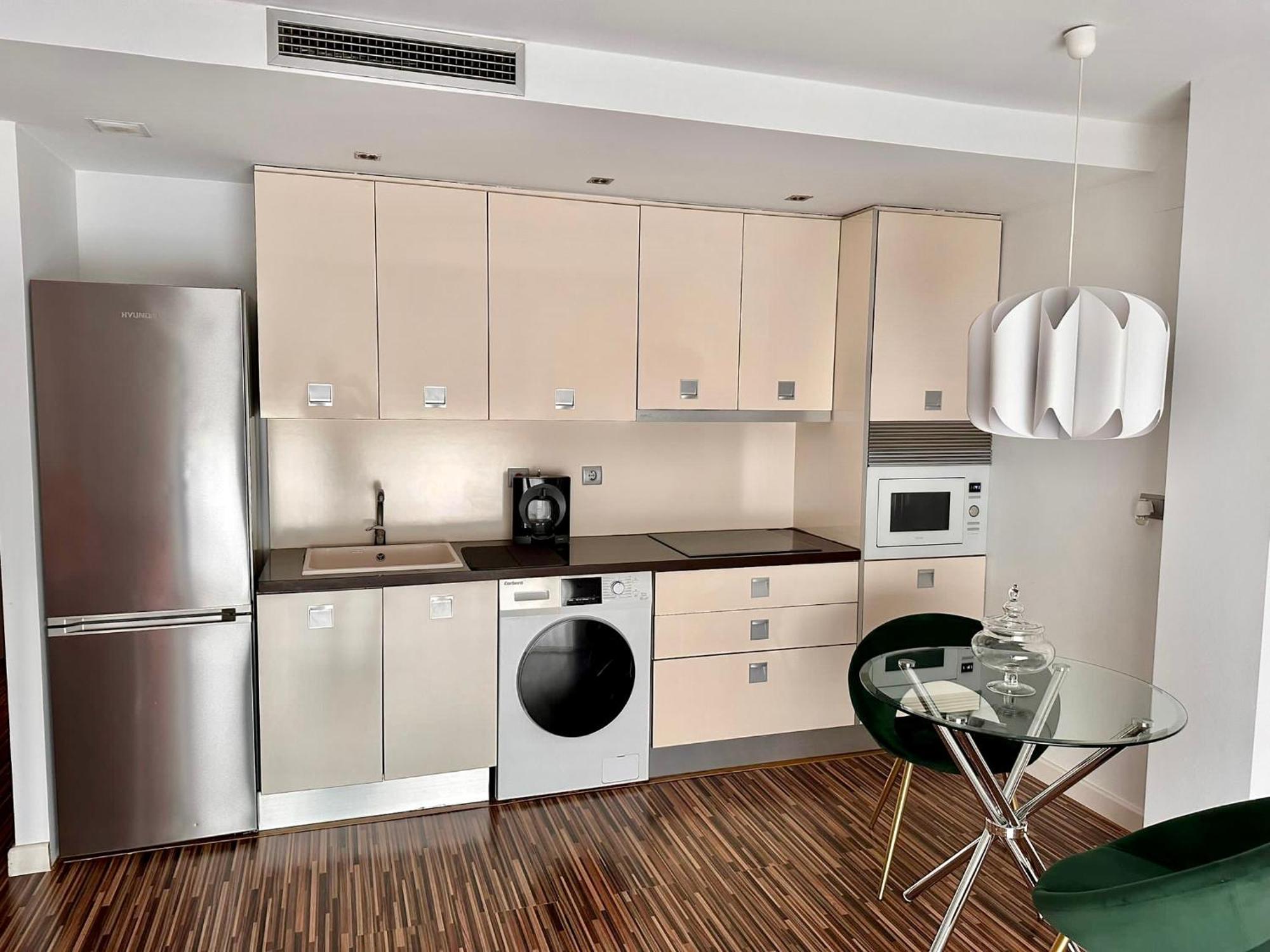 Apartamento Centrico Con Plaza De Garaje Y Piscina Lägenhet Murcia Exteriör bild